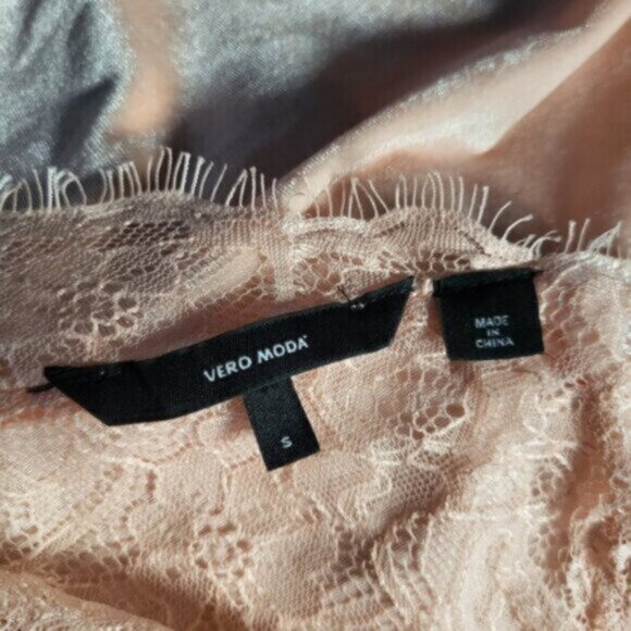 Vero- Moda Peach Velvet Scarlett Slip Dress Small - Picture 2 of 7